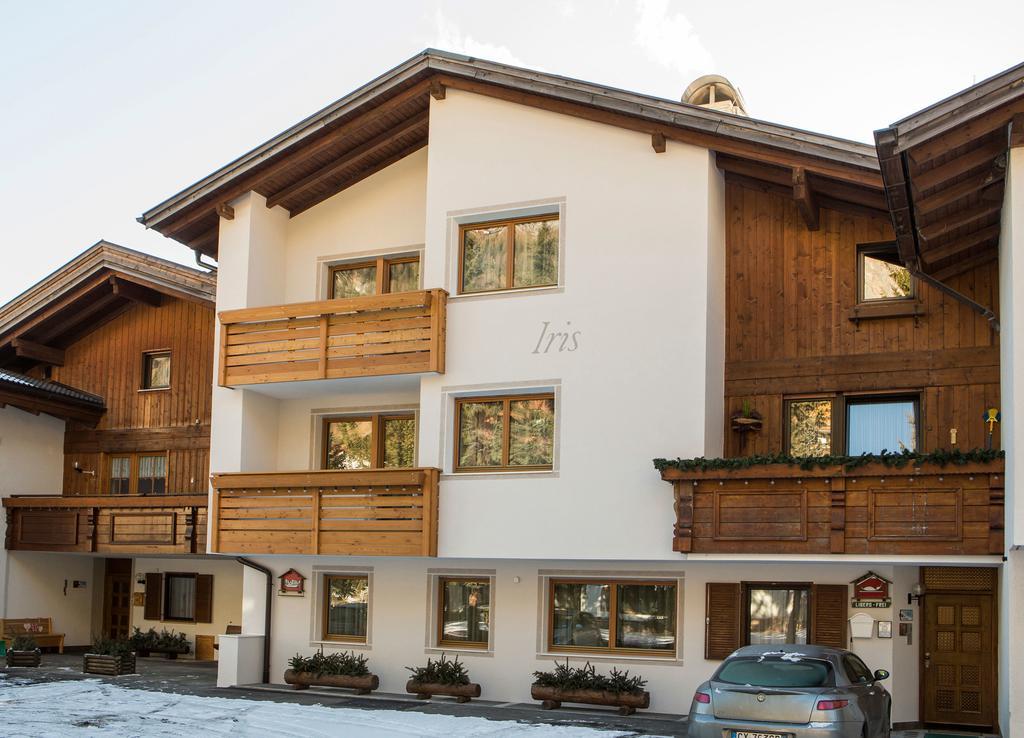 Ciasa Iris Hotel Colfosco Luaran gambar