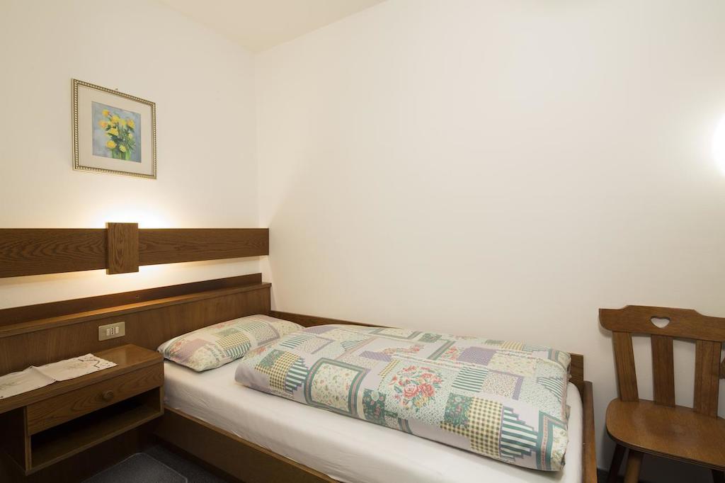 Ciasa Iris Hotel Colfosco Bilik gambar