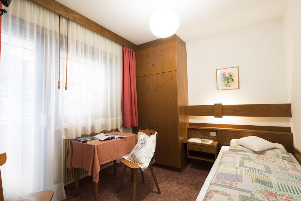 Ciasa Iris Hotel Colfosco Luaran gambar