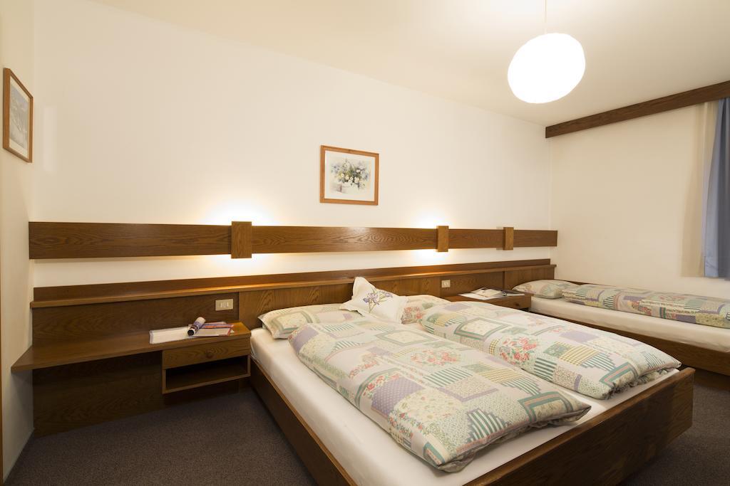 Ciasa Iris Hotel Colfosco Bilik gambar